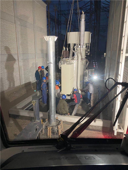 双鸭山市建筑工程类吊车租用介绍