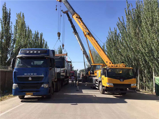 双鸭山市“省油又稳当”—— 吊车的 “智能节能” 技术